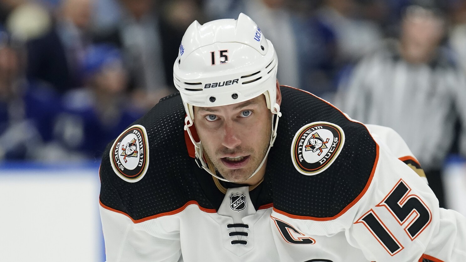 Nhl players number 15 2025